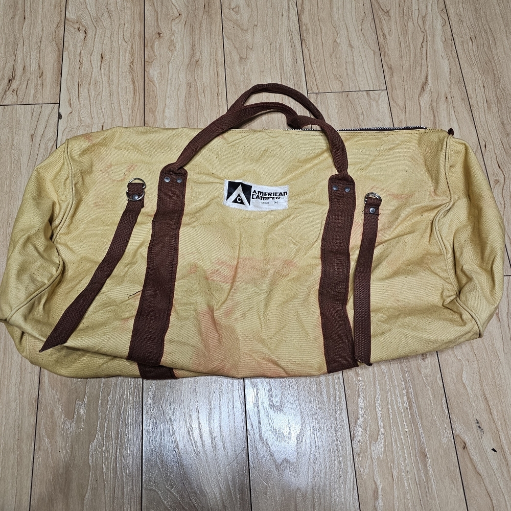 VINTAGE AMERICAN CAMPER Canvas Zipper Duffle Bag Old Stock 740 Yellow 24"x16.5"